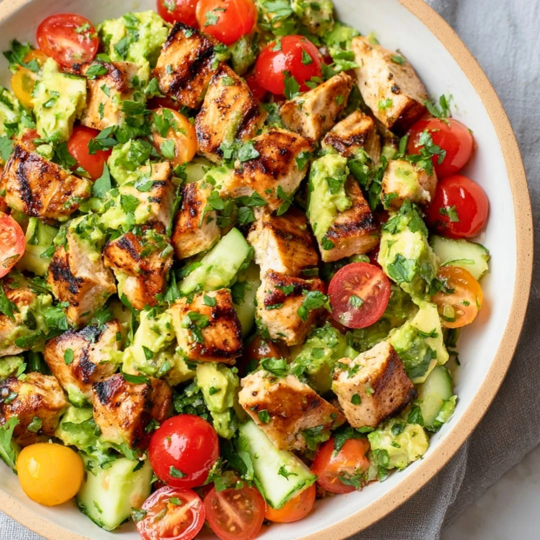 4 Ingredient Mounjaro Recipe – Step-by-step process showing lemon, ginger, and honey being mixed into a detox drink